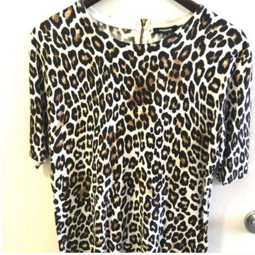 Leopard Print Crewneck Top - Picture 3 of 5
